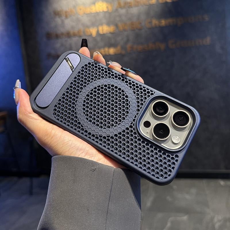 Honeycomb heat dissipation breathable magnetic suction suitable for Apple 16 protective iPhone 15 Promax invisible bracket phone case